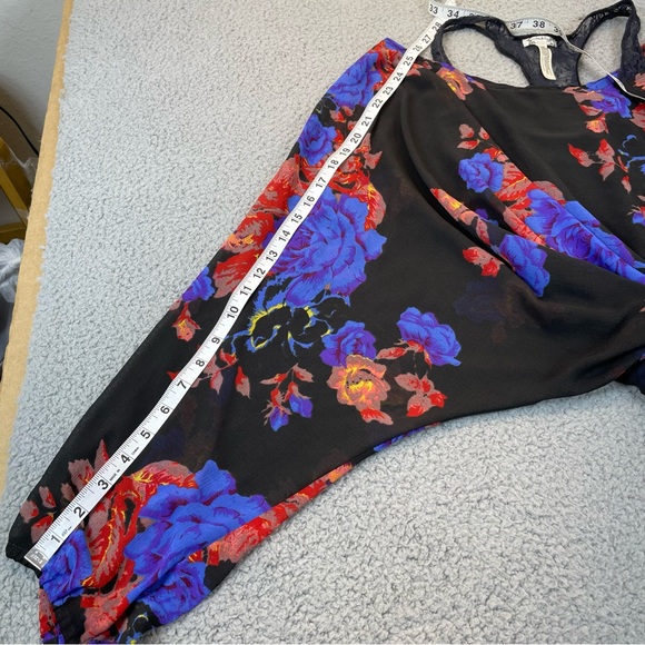 Intimately Free People‎ Lace Bodysuit Sz Small Floral with Coverup Sexy feminine - Picture 13 of 15